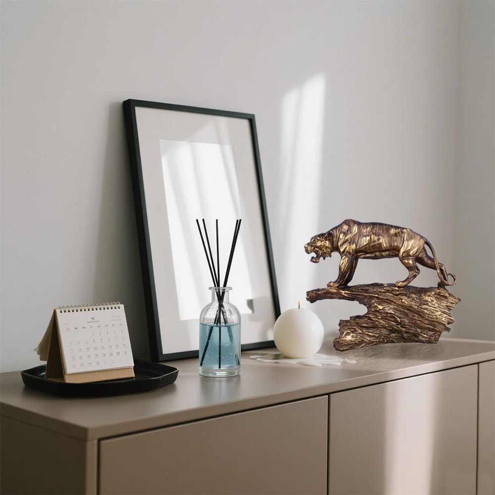 Tiger Sculpture Resin Wild Animal Ornament Craft Home Decor