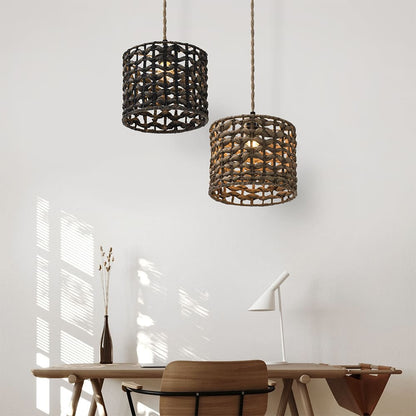 Handwoven Bohemian Straw Rope Lampshade – Natural Rattan Pendant Light Shade