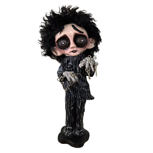 Halloween Scene Decor Creative Resin Edward Scissorhands Doll Spooky Craft Ornament